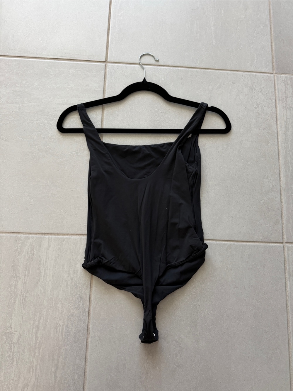 SKIMS Square Neck Bodysuit in Onyx - Picture 2 of 2
